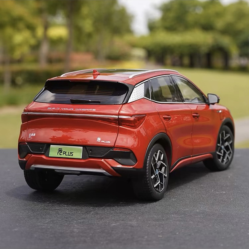 1:18 BYD ATTO 3 SUV in lega mo - Renewable Energy Kids recensione e prezzo